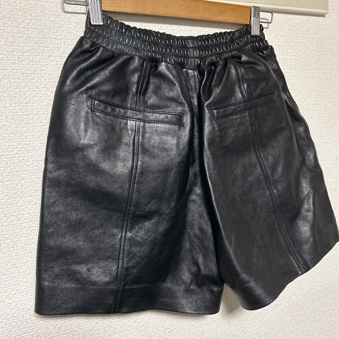 ♡プランクプロジェクト♡レザーショートパンツ　24aw 38 ブラック 羊革　黒
