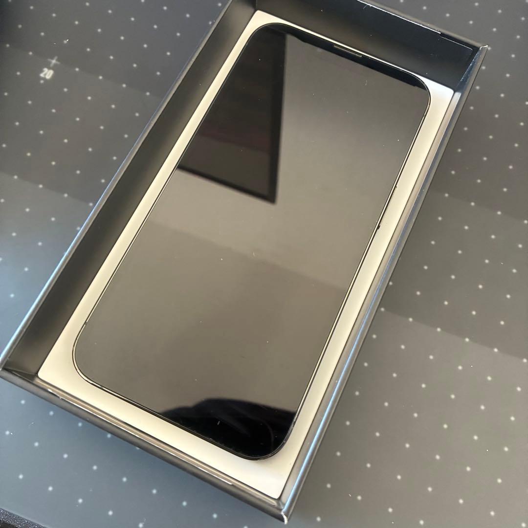 れ*も様 iPhone 13 pro 128gb アルパイングリーン　外箱USB