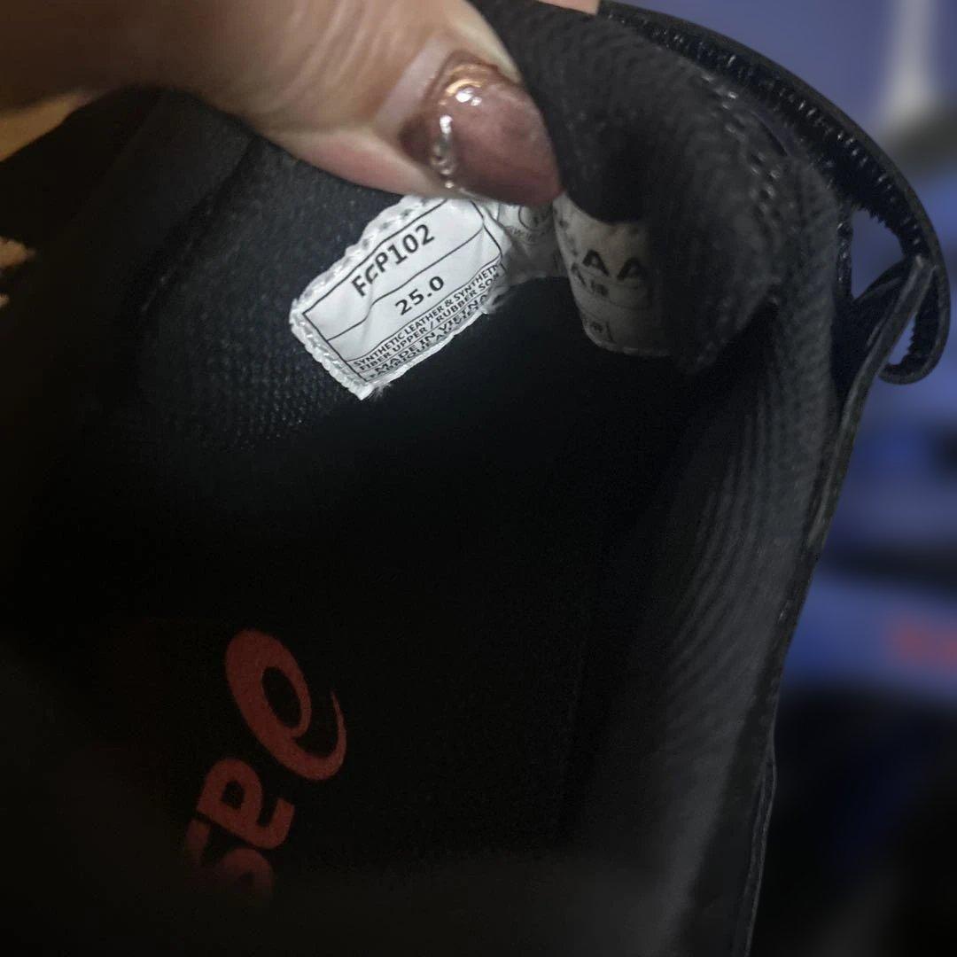 アシックス安全靴25センチ