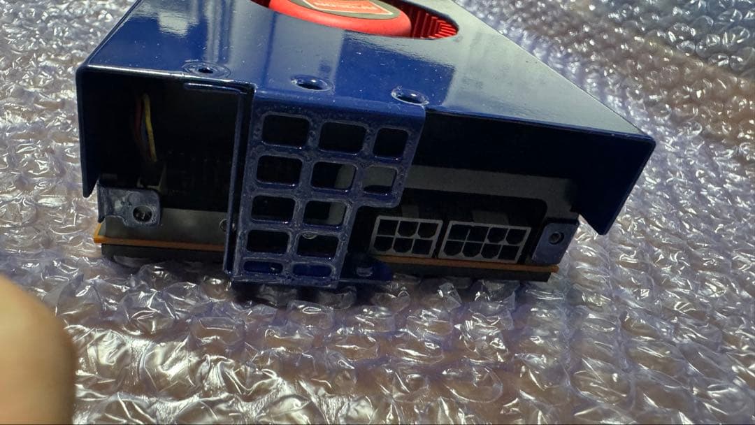 AMD Radeon pro MI25 ー> wx9100化　その1