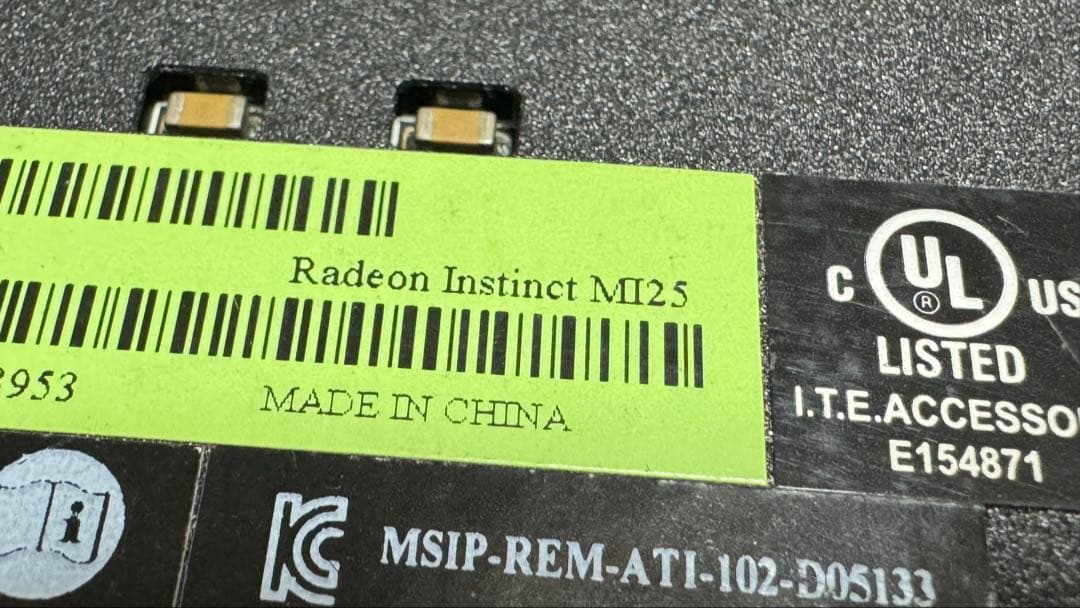 AMD Radeon pro MI25 ー> wx9100化　その1