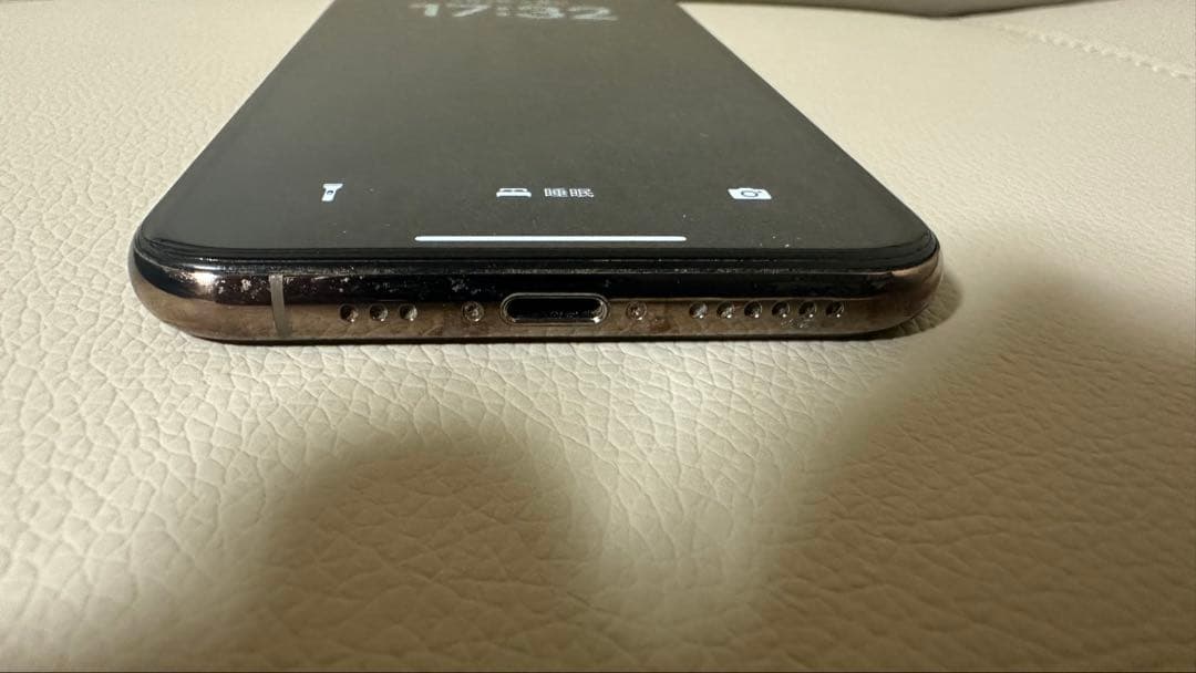 携帯電話本体 iPhone XS 64GB