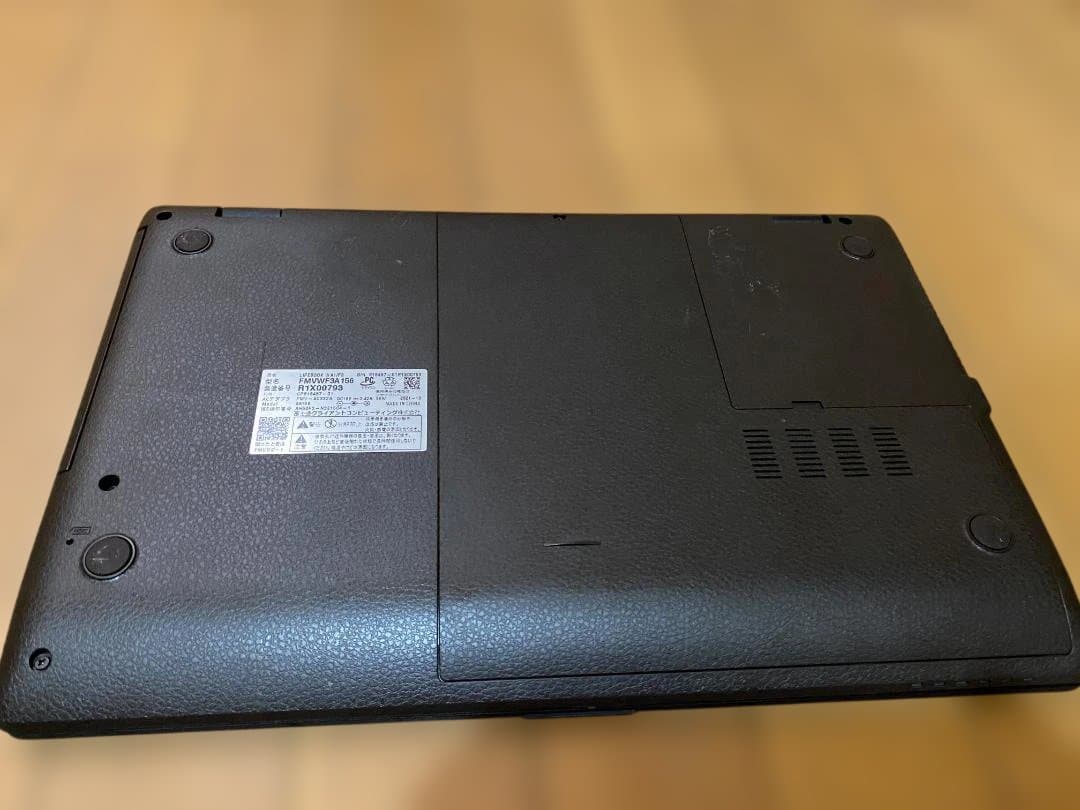 富士通　2021年製　WA1/F3 ジャンク　SSD RAM無し　BIOS OK