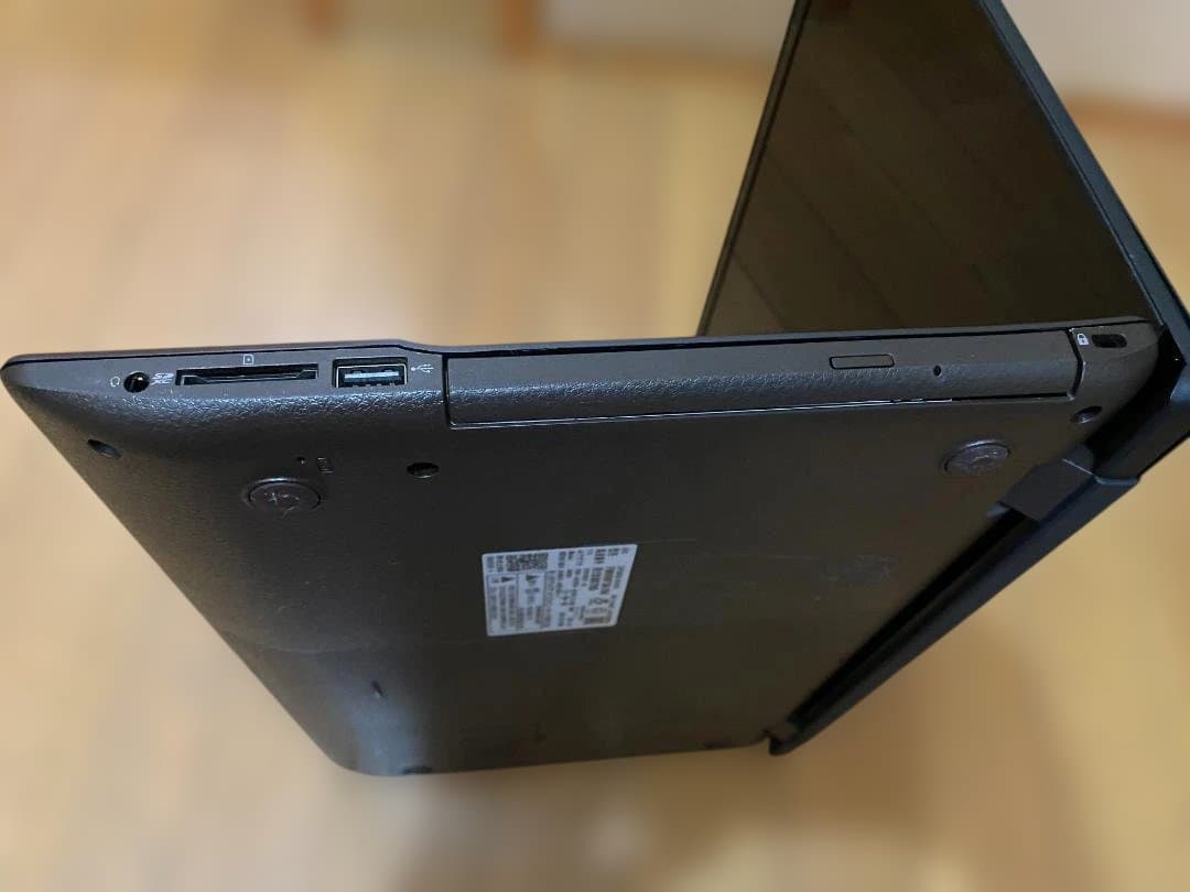 富士通　2021年製　WA1/F3 ジャンク　SSD RAM無し　BIOS OK