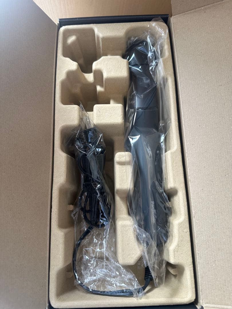 美品　ストレートアイロン ナノケア　EH-HN50