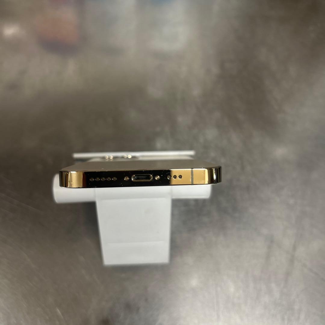 フ*ル様 美品 iPhone 12 Pro ゴールド　本体　256GB バッテリ