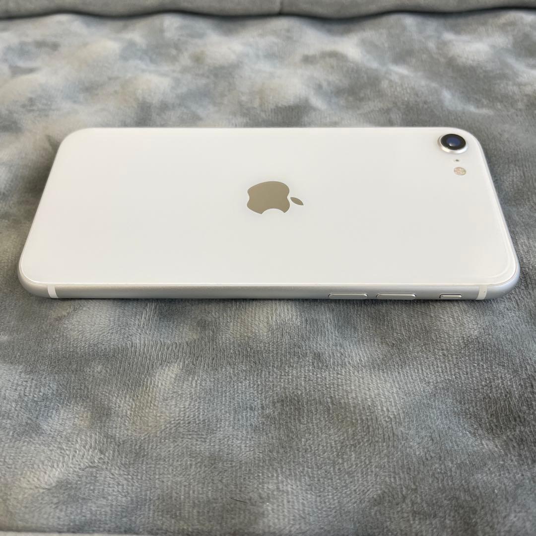 iPhone SE (第2世代) 128GB ホワイト SIMフリー
