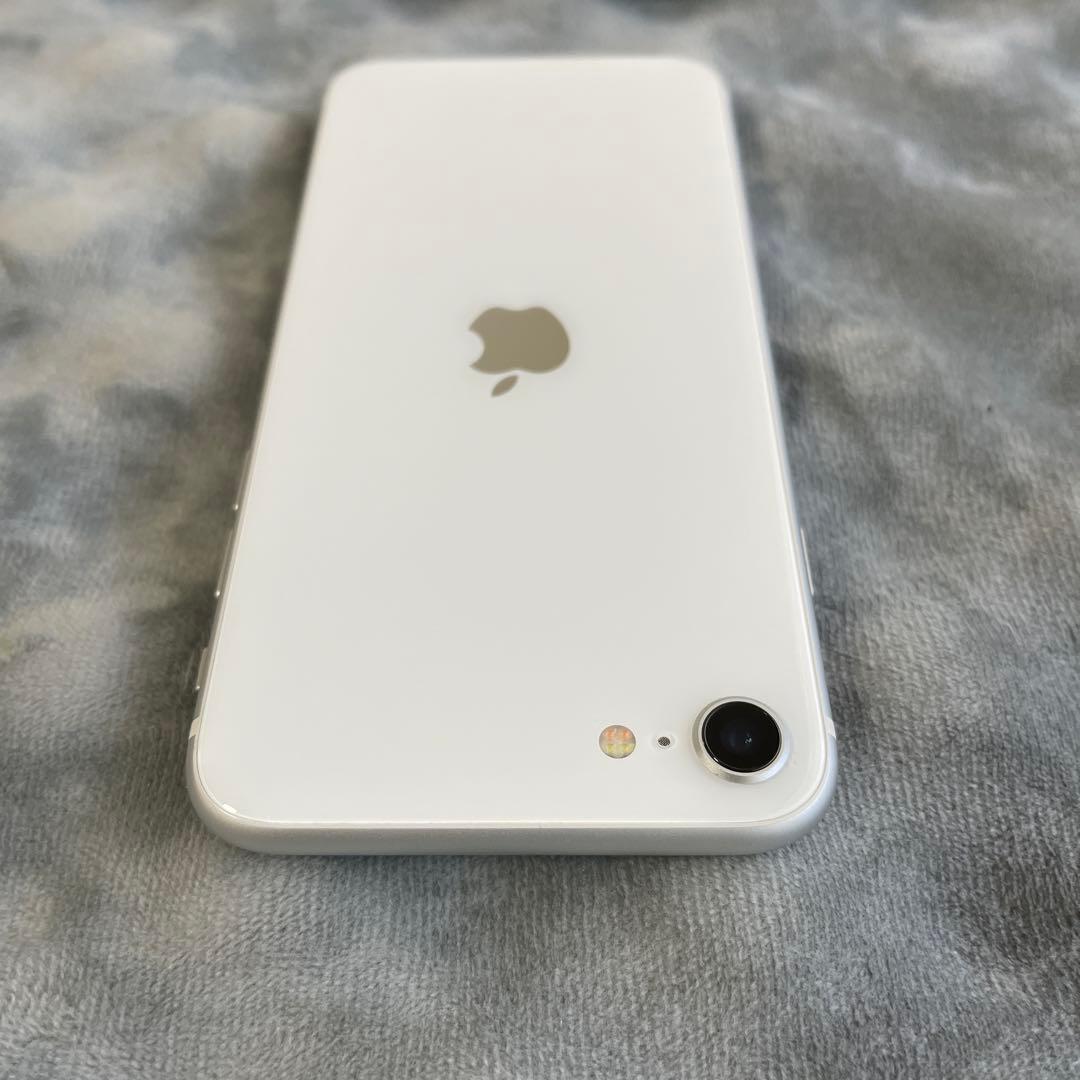 iPhone SE (第2世代) 128GB ホワイト SIMフリー