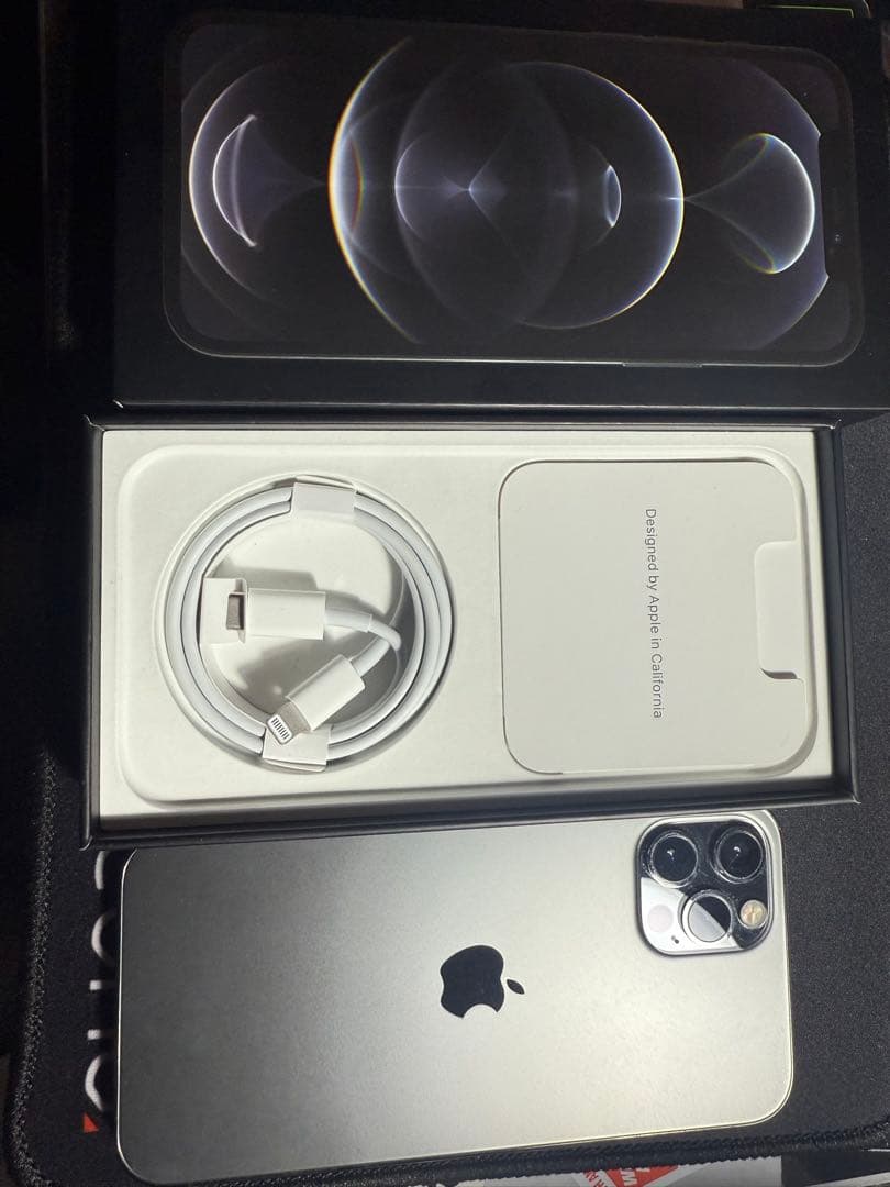 値下中 完品 iPhone 12 Pro 512GB SIMフリー グラファイト