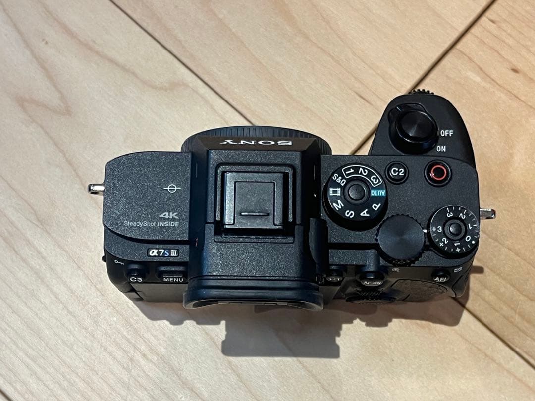 防湿庫保管_SONY α7SⅢ 本体 バッテリー2本 ケージ ストラップ