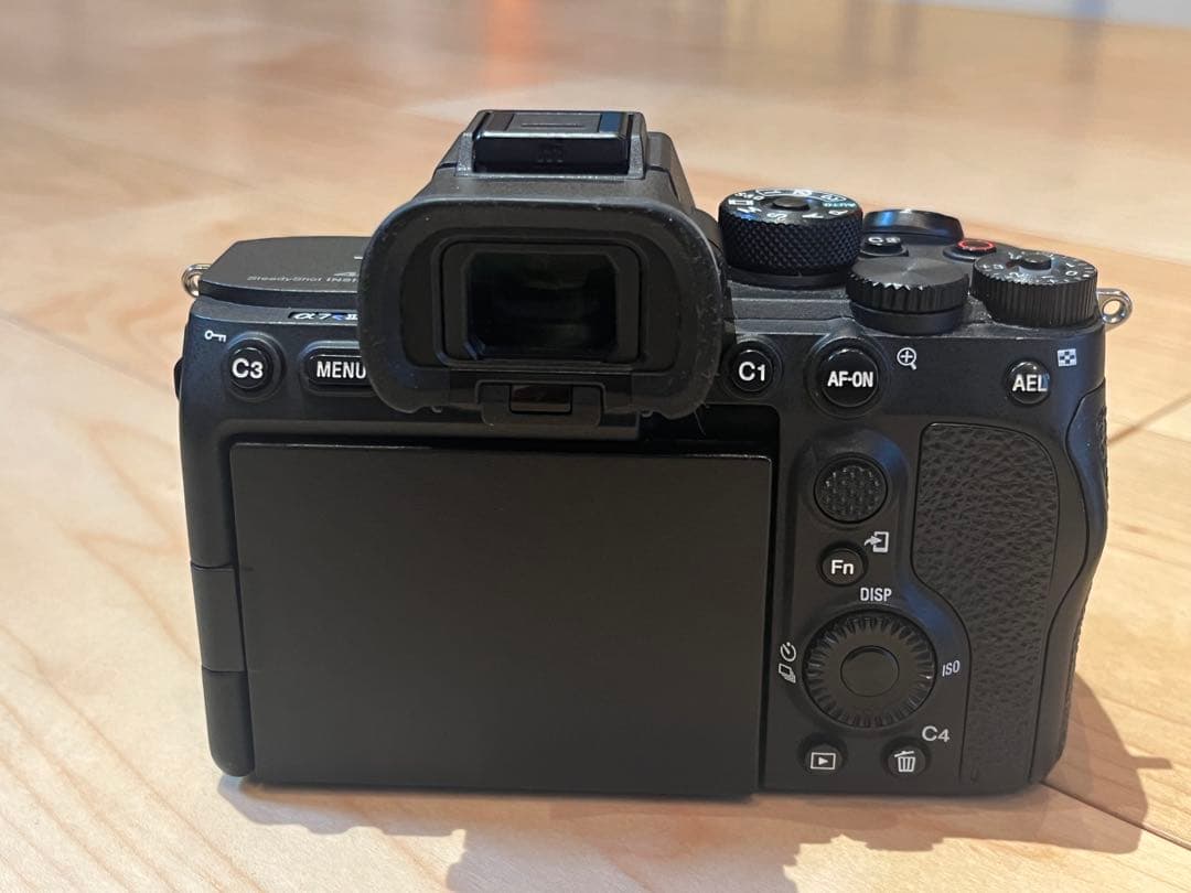 防湿庫保管_SONY α7SⅢ 本体 バッテリー2本 ケージ ストラップ