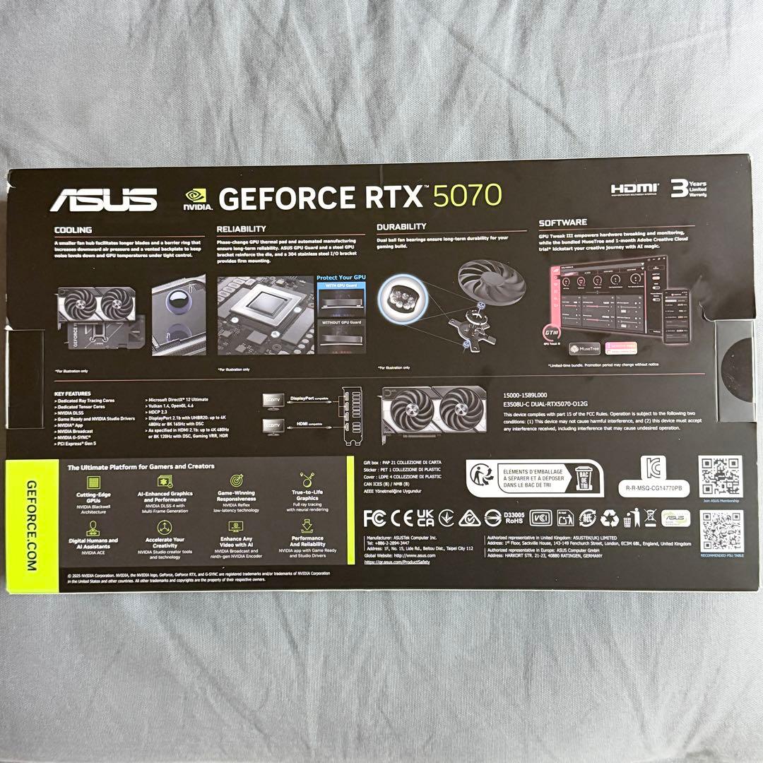 グラフィックボード・グラボ・ビデオカード ASUS Dual GeForce RTX 5070 12GB GDDR7 OC