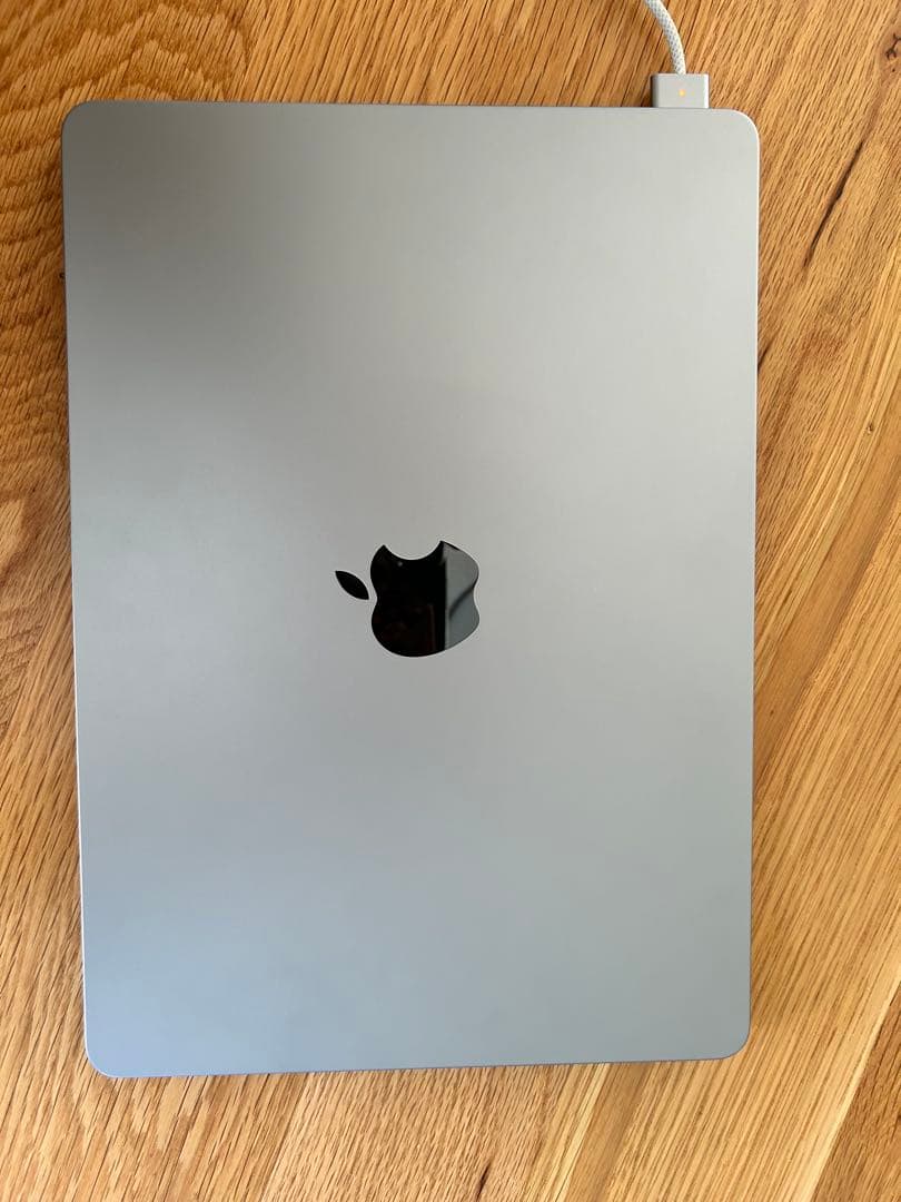 MacBook本体 Apple MacBook Air M2 2022 16GB 256GB