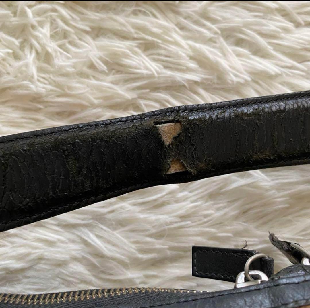 ヴェルサーチ ホーボー ショルダーバック メデューサ レザー スタッズ 黒