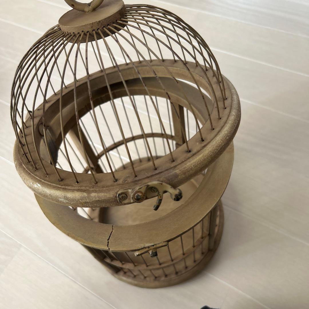 アンティークゴールドの鳥かご