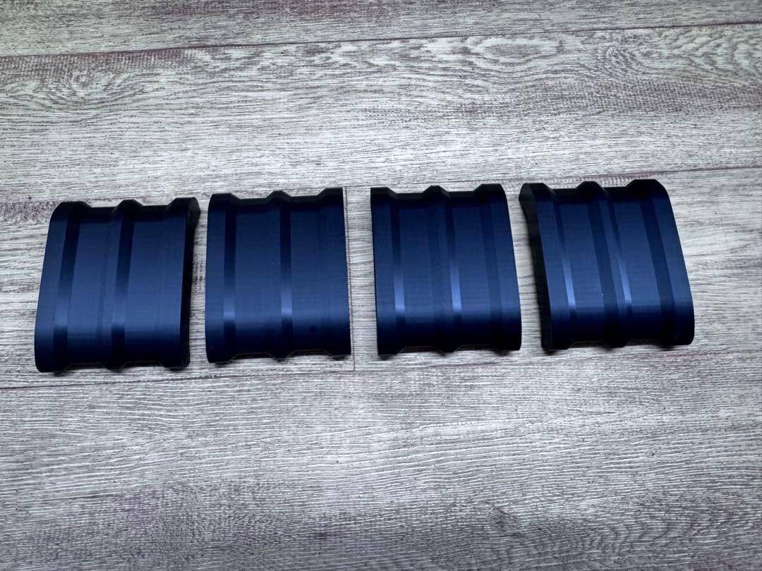 ☆リアアンダーガーニッシュ(4個口)デリカD5後期