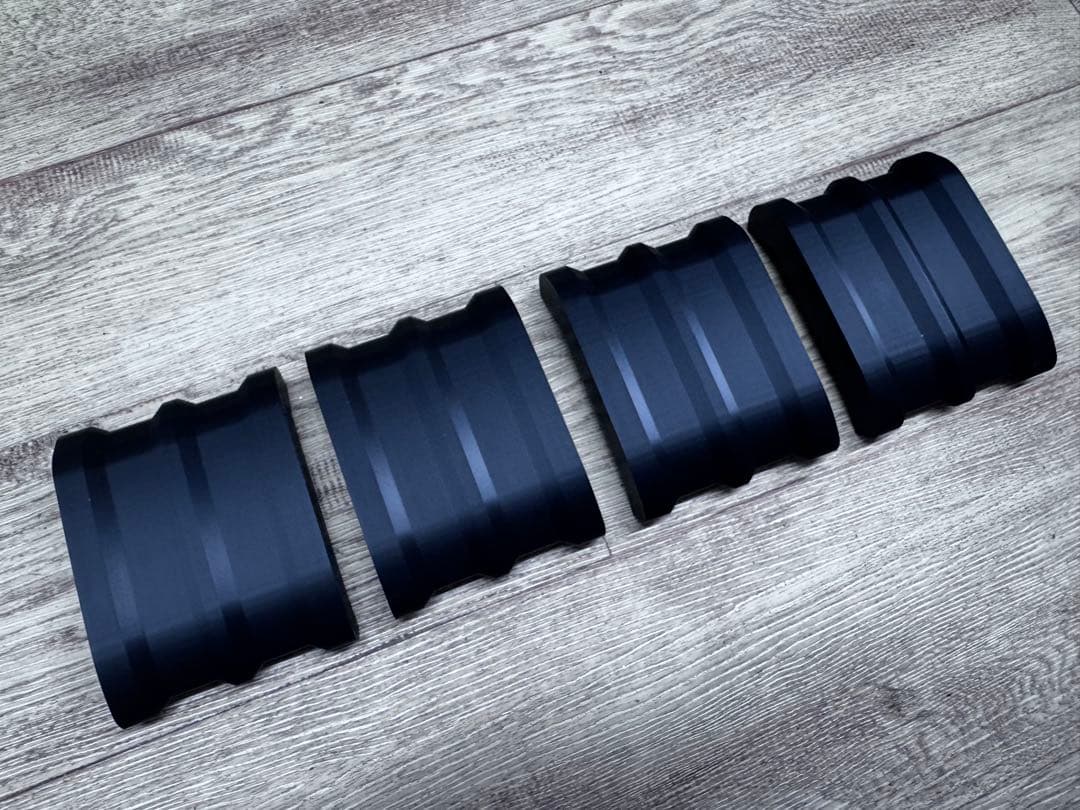 ☆リアアンダーガーニッシュ(4個口)デリカD5後期