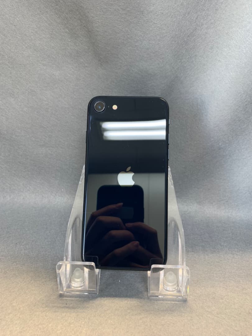 中古美品 国内版 SIMフリー iPhoneSE 第3世代 128GB