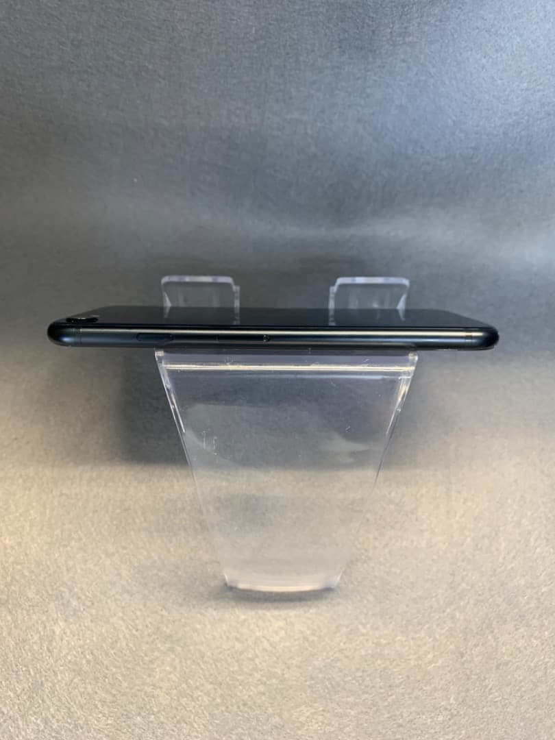 中古美品 国内版 SIMフリー iPhoneSE 第3世代 128GB