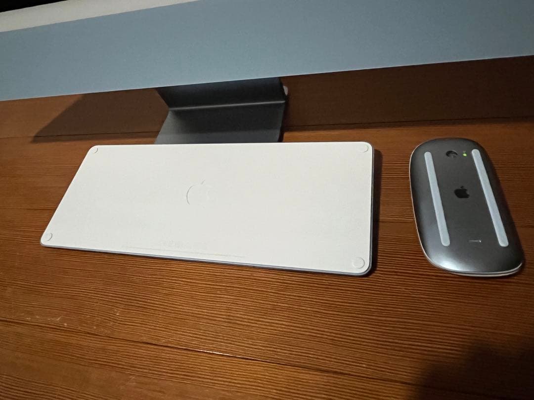 iMac M1 ブルー 8-256GB GPU8 ポート4 touchID付き