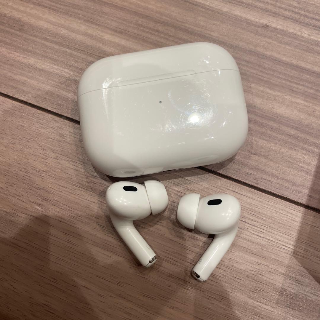 【美品】AirPods Pro2 本体 ホワイト 全付属品有り MTJV3J/A