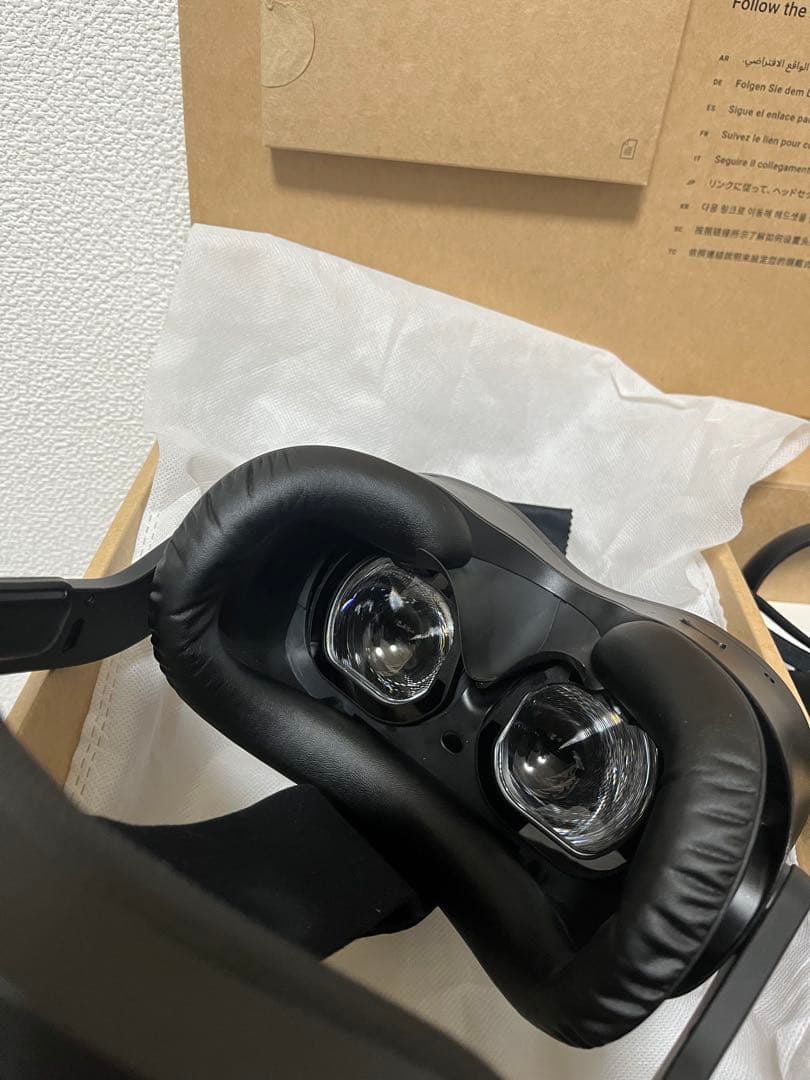 VIVE FOCUS VISION VRヘッドセット