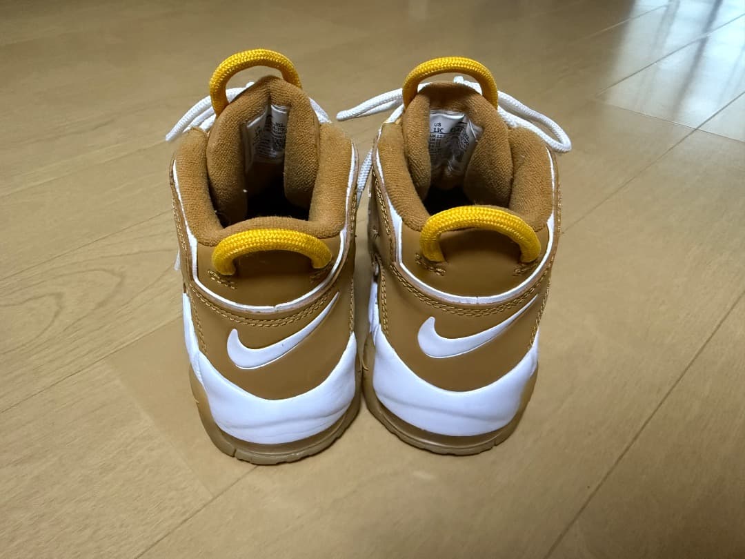 海外購入「美品」Nike AIR MORE UPTEMPO 19cm