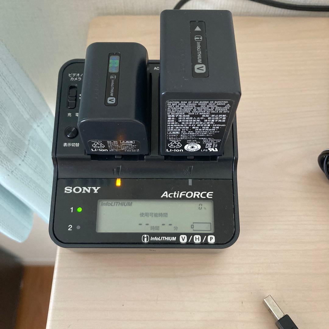 Sony 4K FDR-AX30 ビデオカメラ ＋　アクセサリー