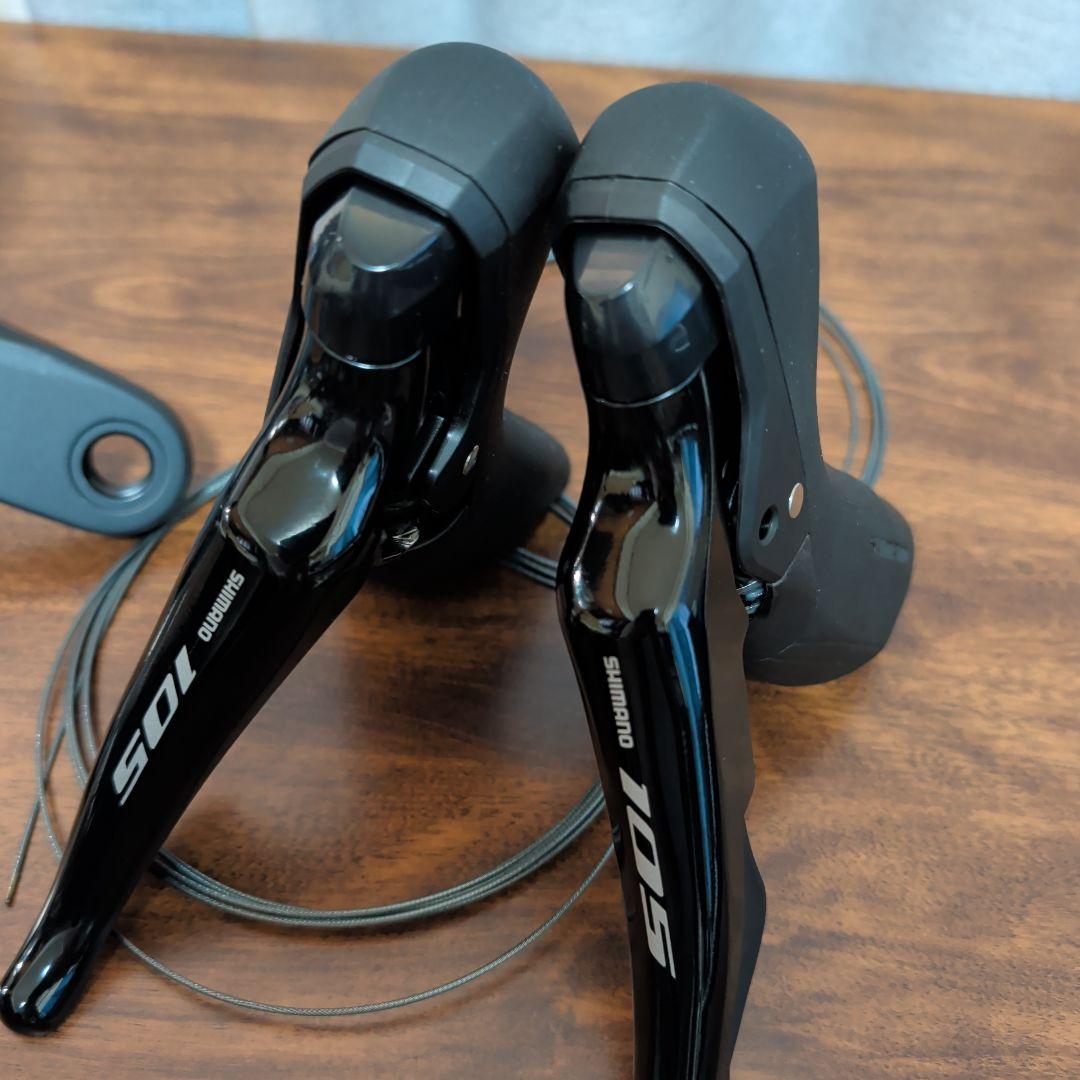 ね*い様 【新品】SHIMANO シマノ 105 R7020 油圧ディスク コン