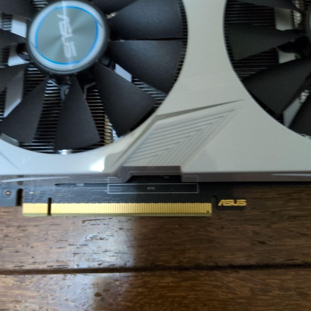 ASUS グラフィックボードGTX1070