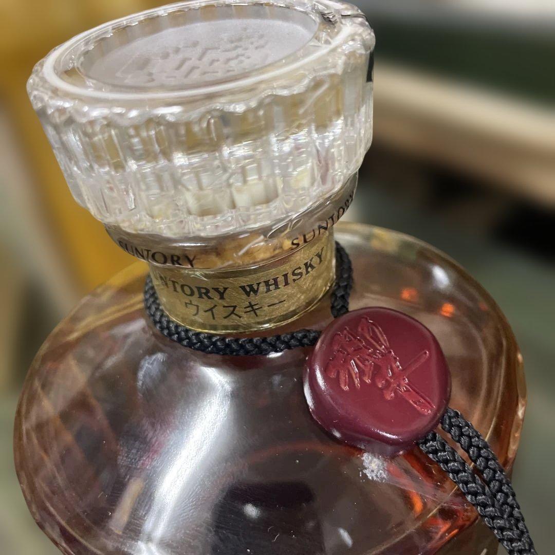 SUNTORY HIBIKI ウイスキー ギフトボックス入り　ゴールドラベル