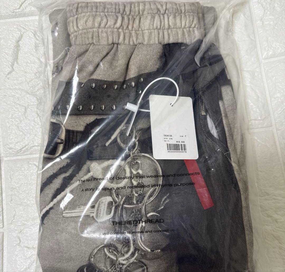 THEREDTHREAD S PRINT SWEAT2 TOYS グレー