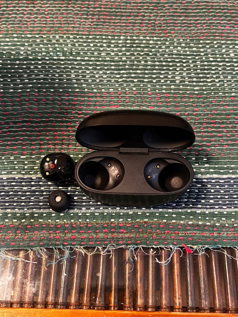 sony wf-1000xm5 充電ケース 右耳イヤホン