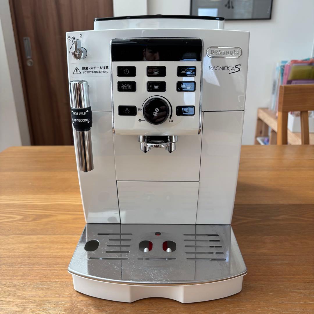 デロンギ マグニフィカS ホワイト