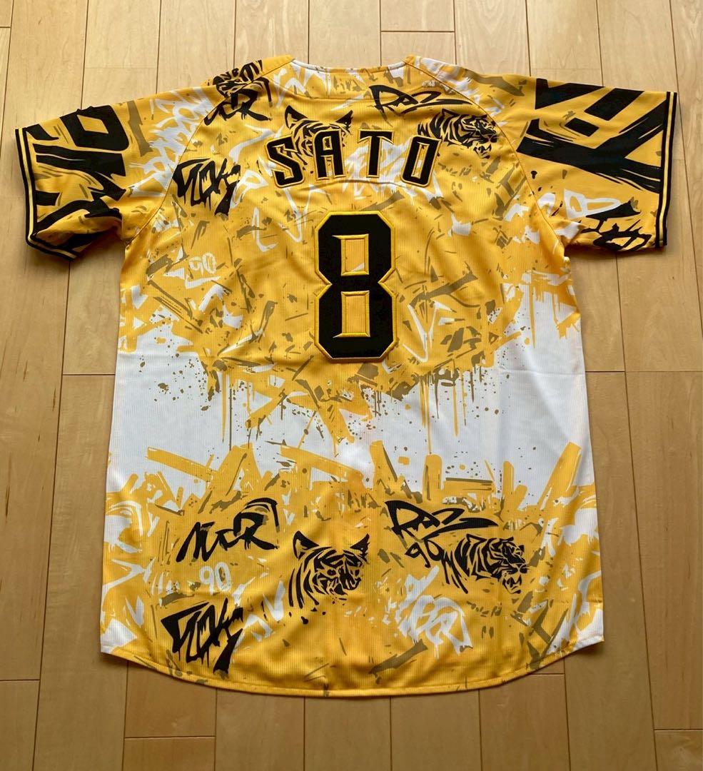 ③【美品】阪神タイガース　佐藤輝明　ユニフォーム　ウル虎の夏　2025　Oサイズ