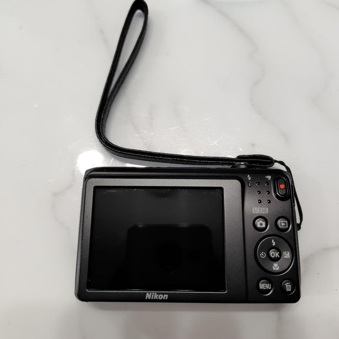 nikon coolpix a300 デジタルカメラ ニコン　ブラック