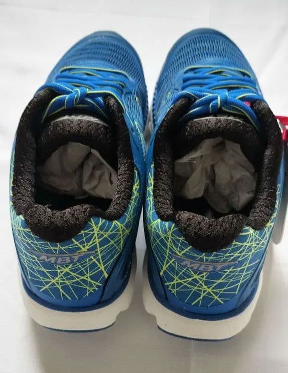 未使用　MBT ランニングシューズ RACER 18M　27cm　姿勢補正