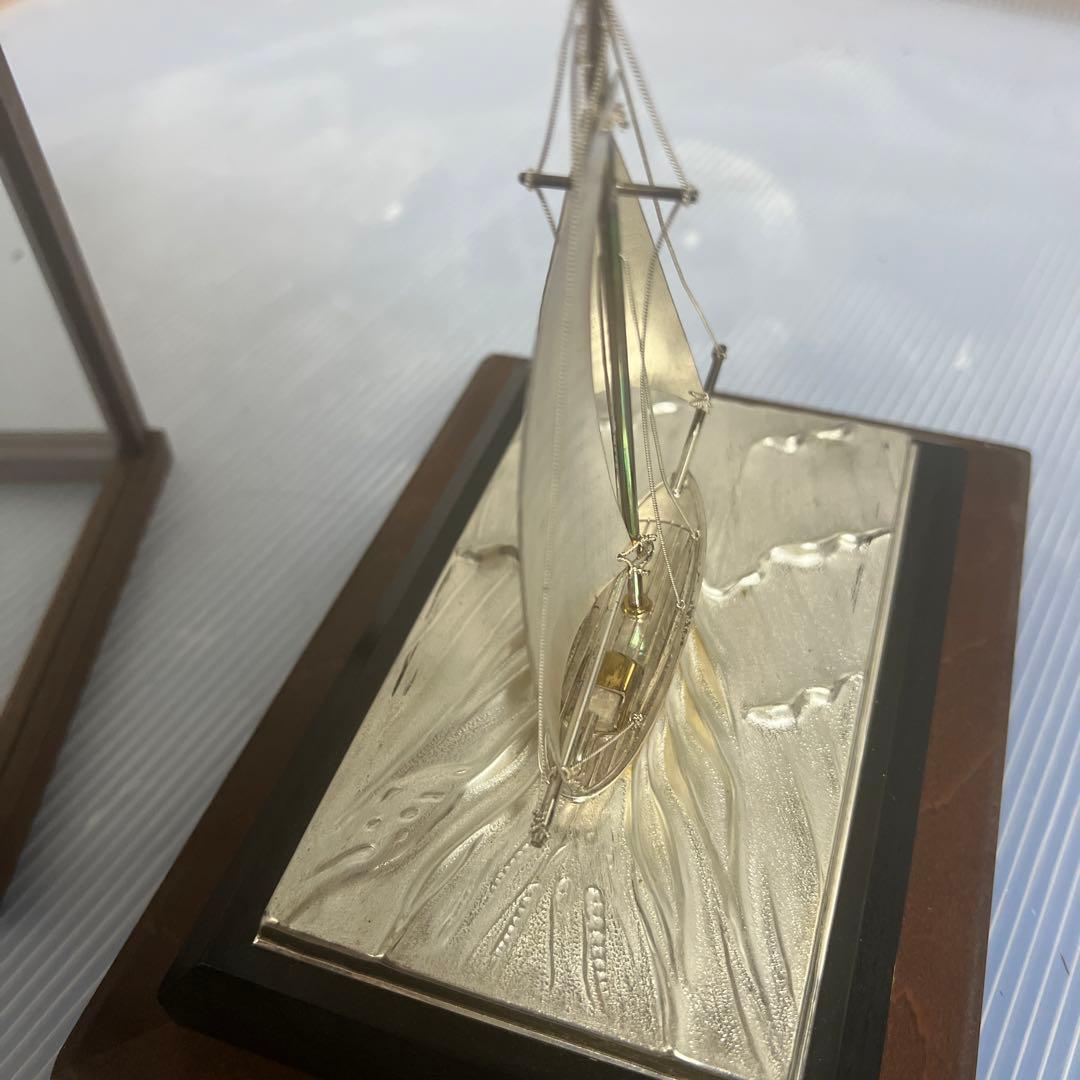 ラ*ム様 銀製品 ヨット 航海船 帆船 ガラスケース付き 縁起物 工芸品 置物