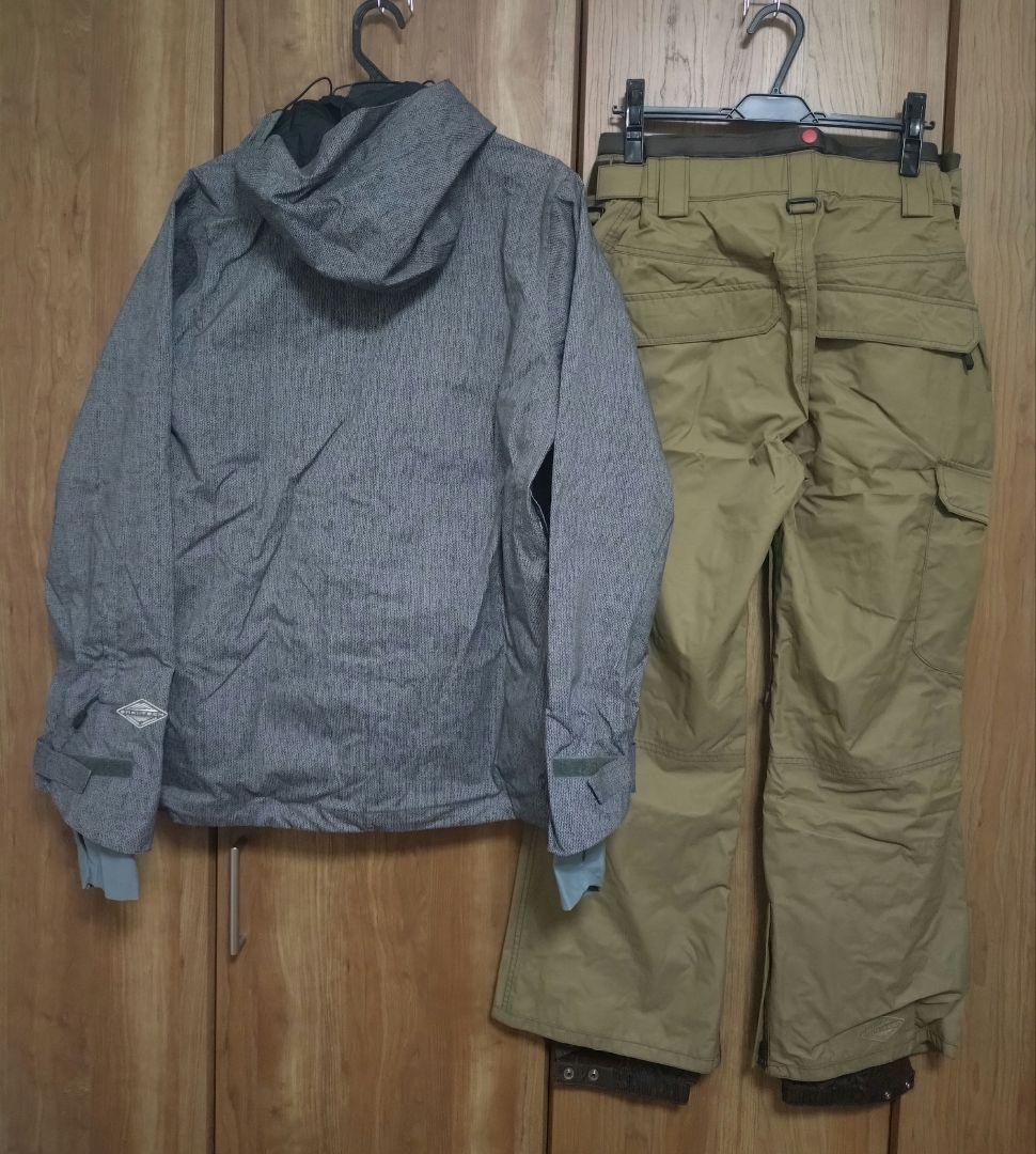 コロンビア　OMNI-TECH　ウィンタースポーツウェア　スノボ　上下　M