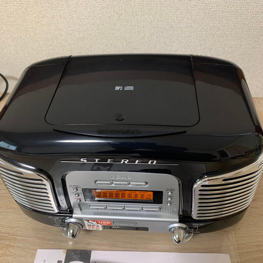 希少 TEAK レトロ CDラジオプレーヤー(本体美品ですが、、、 CD不可)