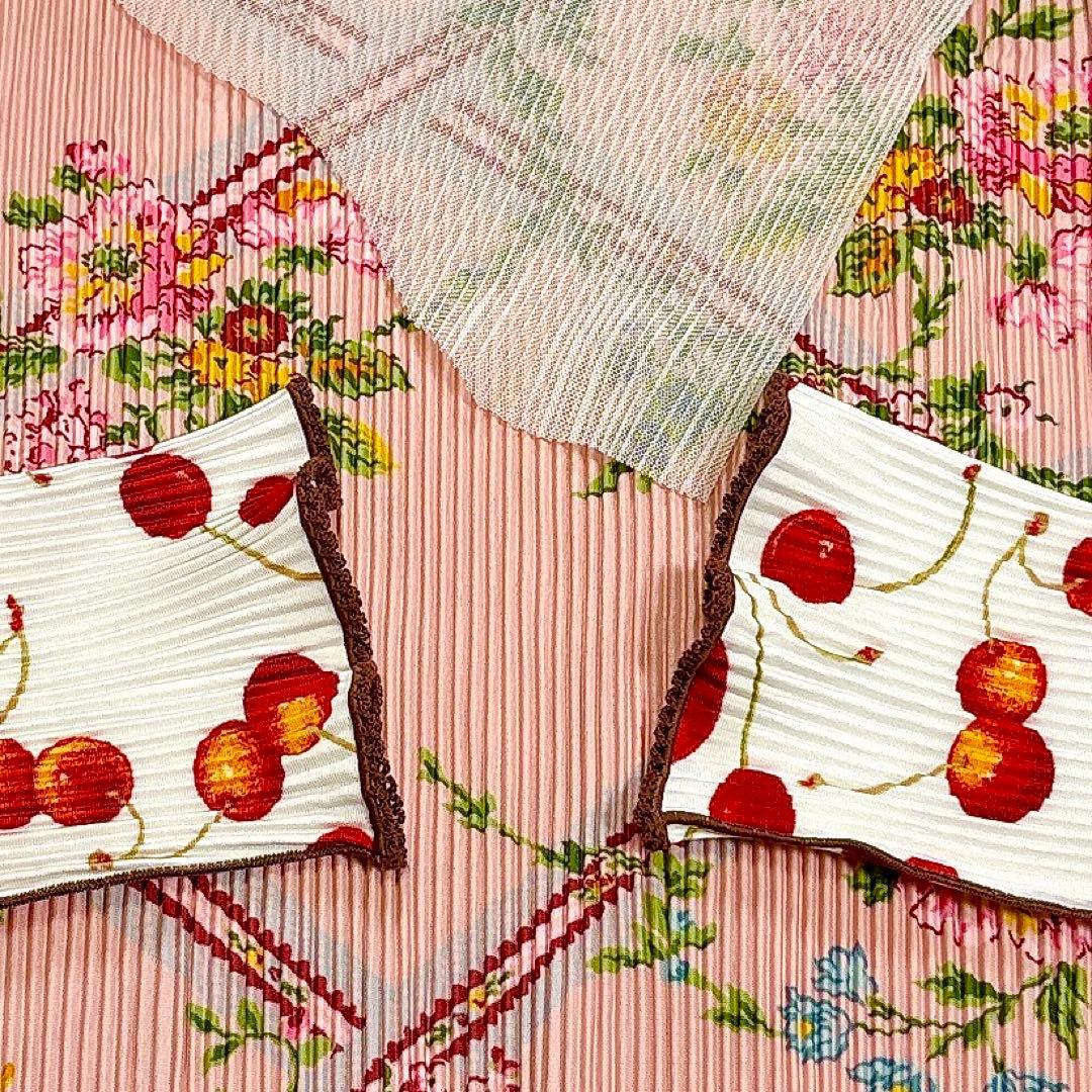 ✨極美品✨ピンクハウス　コトハヨコザワ　カットソー　チェリー　プリーツ　フリル