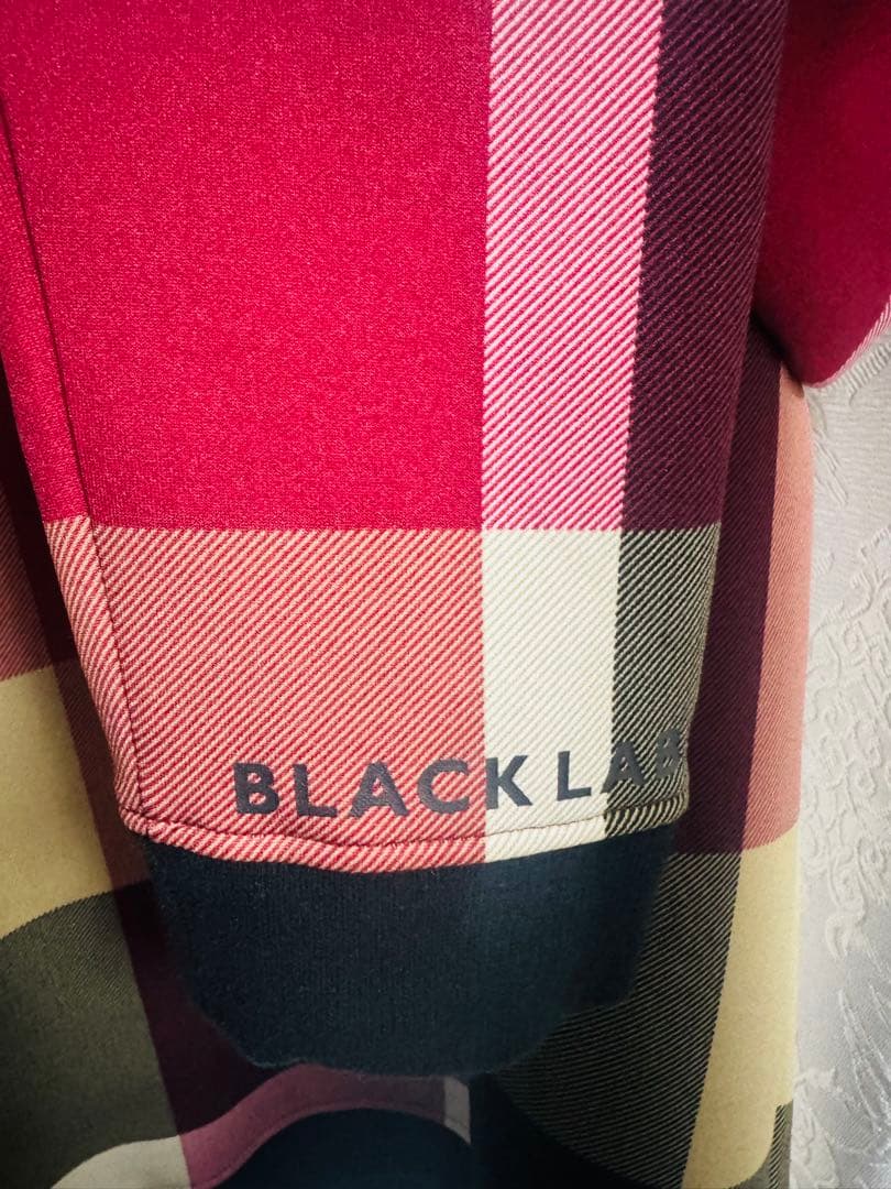 バーバリーチェック柄トレーナーLサイズ