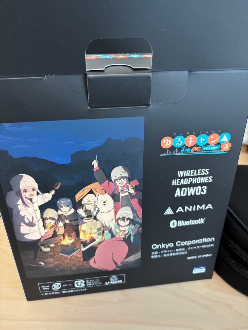 ゆるキャン　ワイヤレスヘッドホン（各務原なでしこ）＋ヘッドホンポーチ