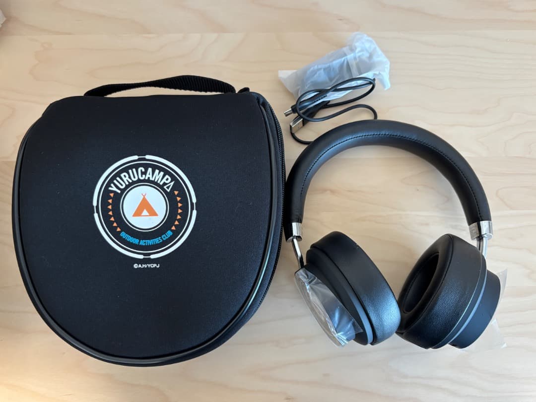 ゆるキャン　ワイヤレスヘッドホン（各務原なでしこ）＋ヘッドホンポーチ