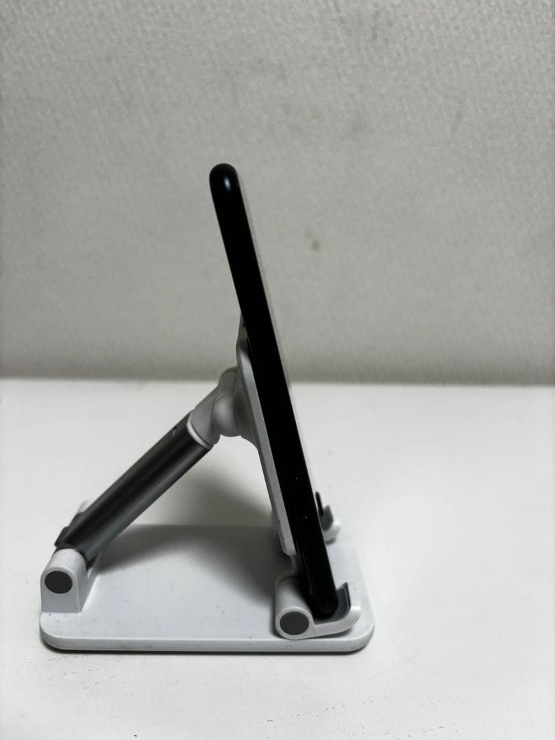 Apple iPhone SE (第3世代) ホワイト 128GB SIMフリー