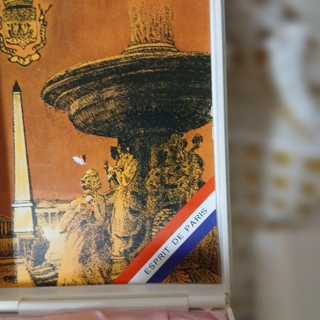 Junjun レッド系装飾的時計内蔵型ネックレス