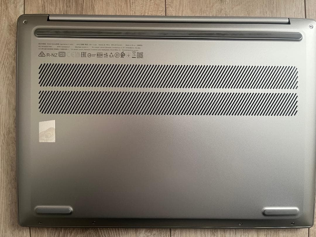 【月末まで値下げ中】Lenovo IdeaPad Slim 5 5i Gen 8