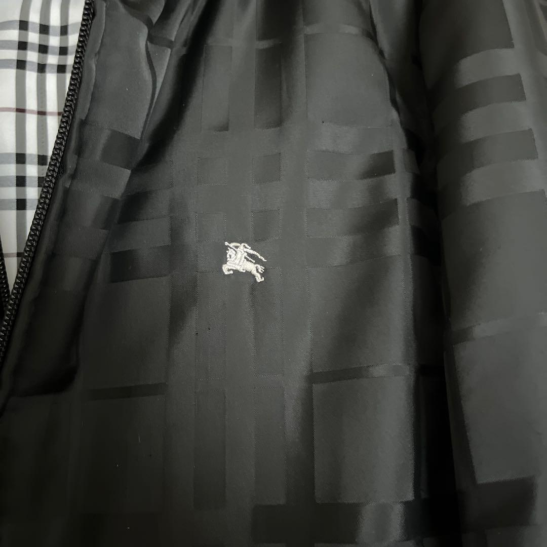 バーバリーシャドーチェック柄ダウン【極美品】