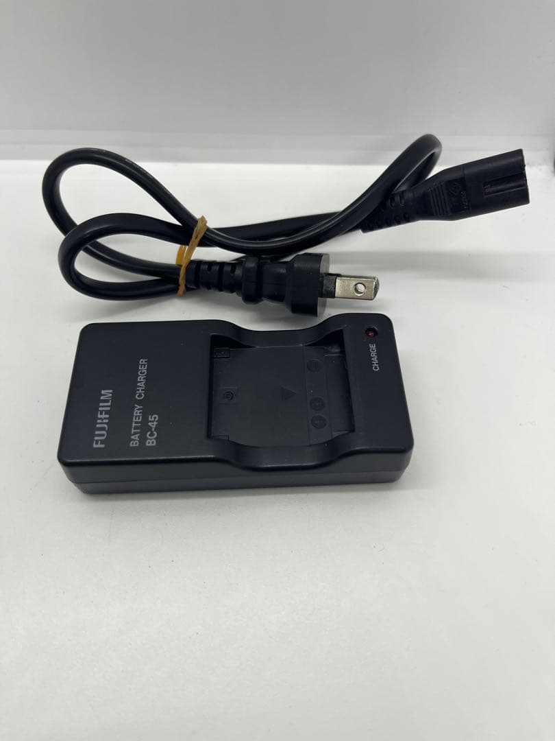 FUJIFILM FinePix Z250fd 純正バッテリー　純正充電器付