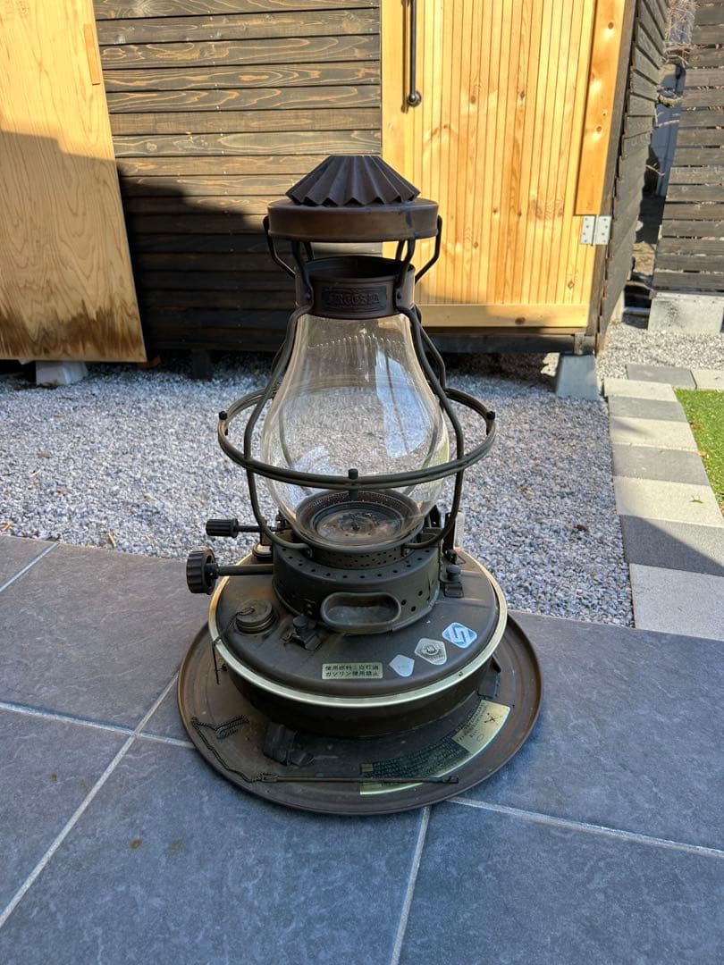 ニッセン（日本船燈／NISSEN）製の石油ストーブ（古型・芯式）